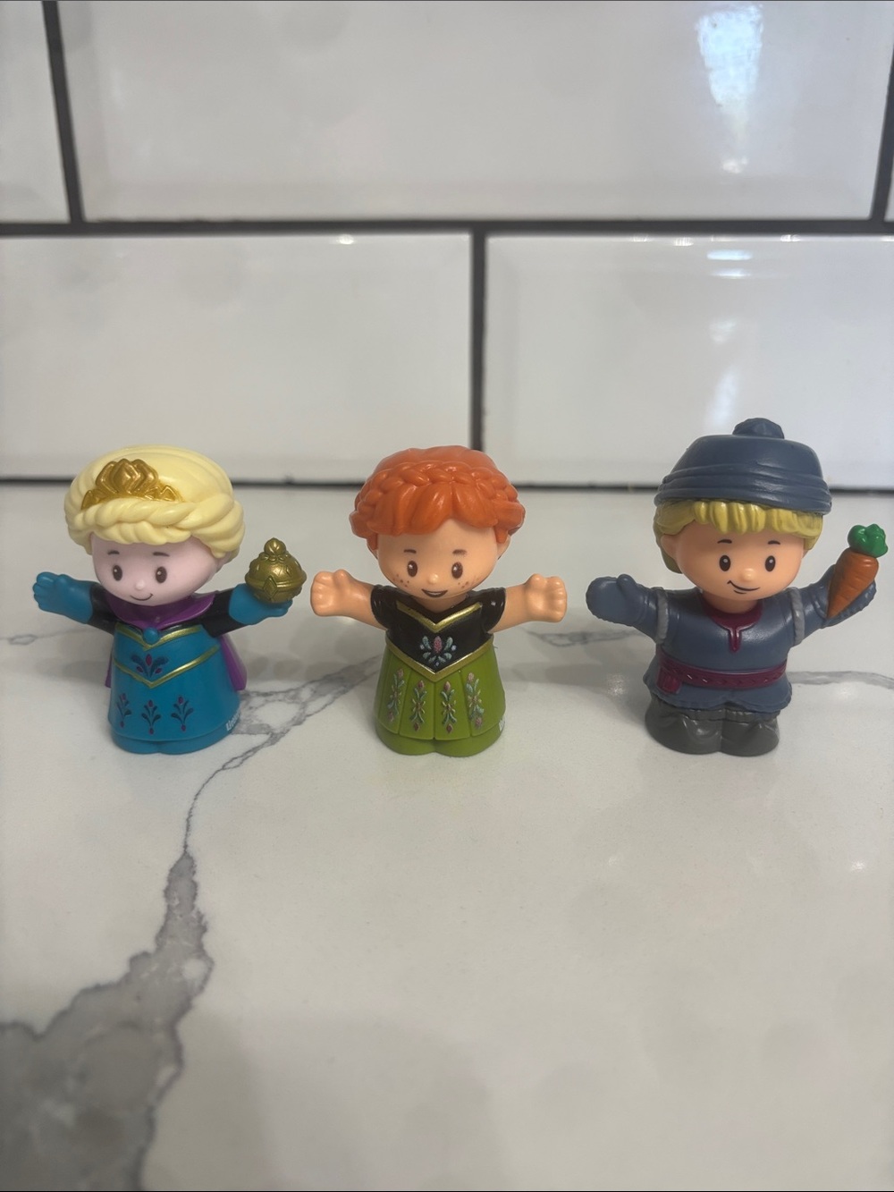 Little People Frozen Lot